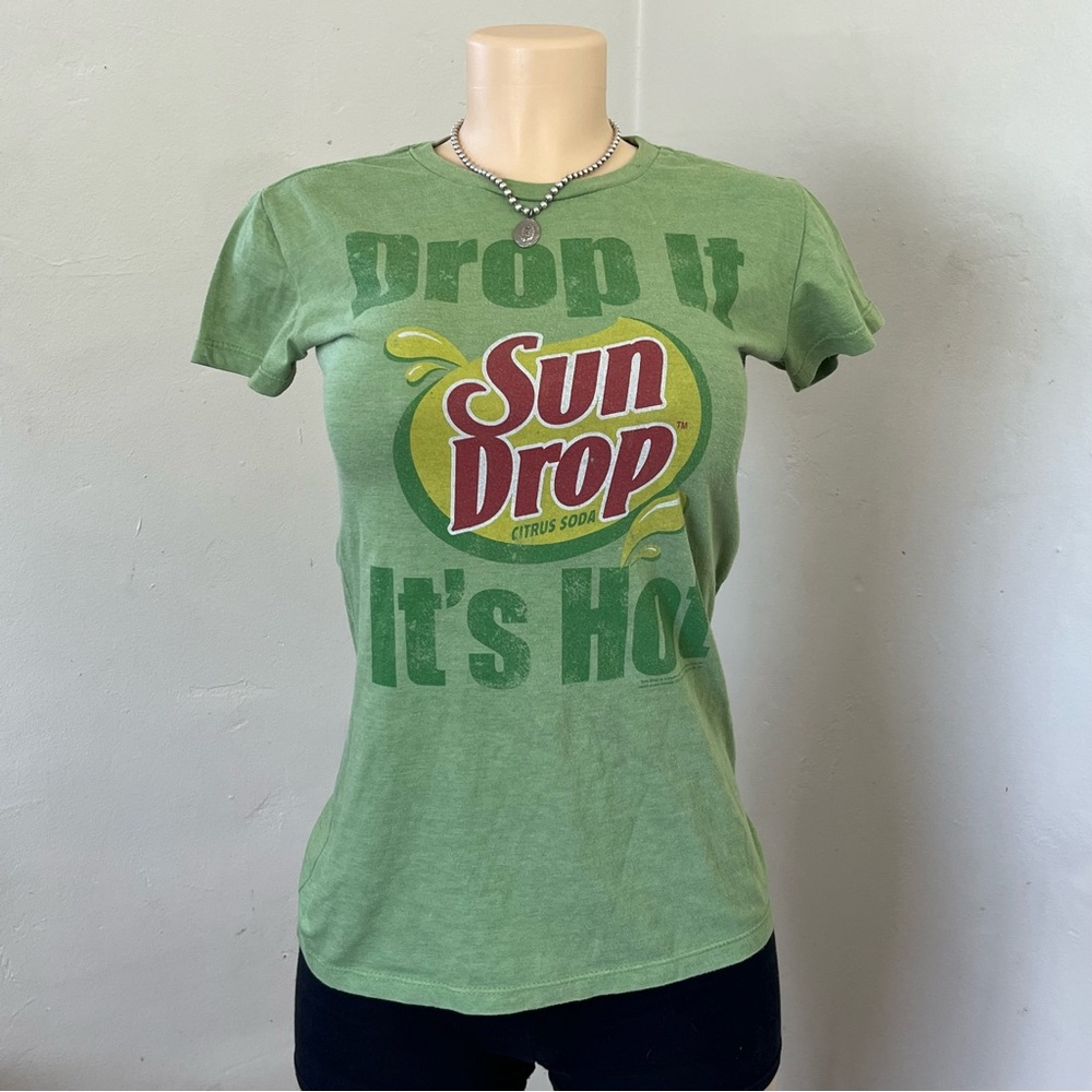 Y2K Sun Drop Graphic Tee